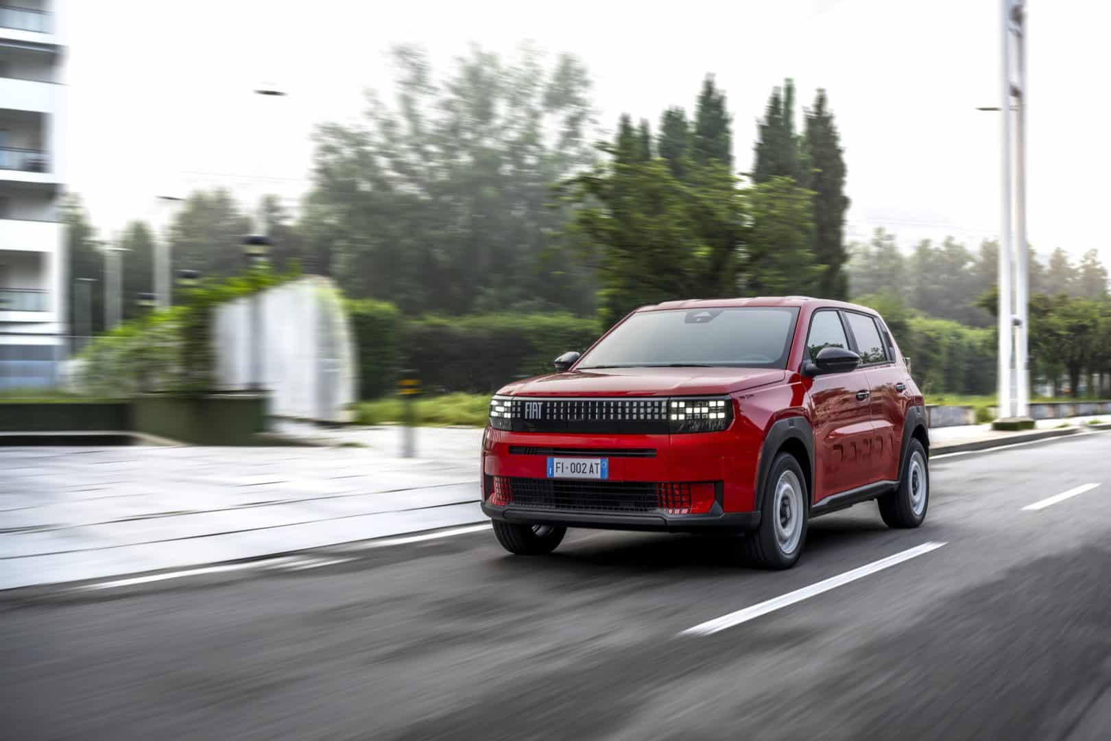 Nuovo Fiat Grande Panda 2025 su strada le foto ufficiali 97 1620x1080