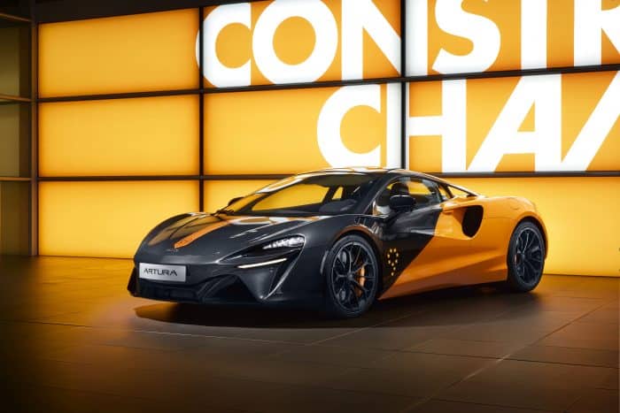 McLaren F1 Artura e 750S celebrano i trionfi 7 700x467