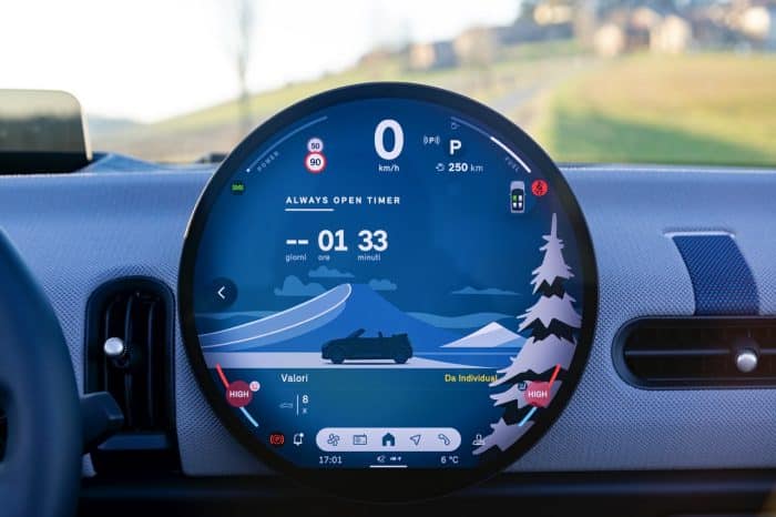 Mini Cabrio 2025 prova su strada 62 700x466