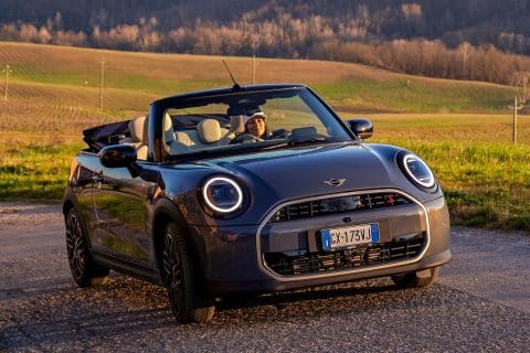 Mini Cabrio, la prova. Guioda pura a cielo aperto