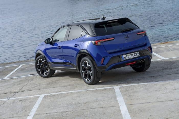 Opel Mokka 2025 Hybrid 1 700x465