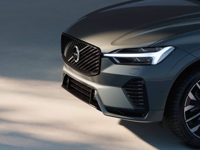 Volvo XC60 2025 16 700x525