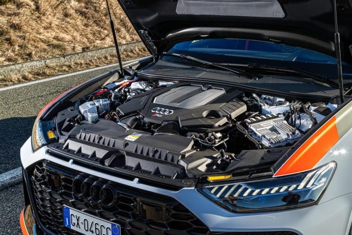 media Audi RS 6 Avant GT VGI U.O. Responsabile VA 5 Data di Creazione 28.02.2025 Classe 9.1 008 700x467