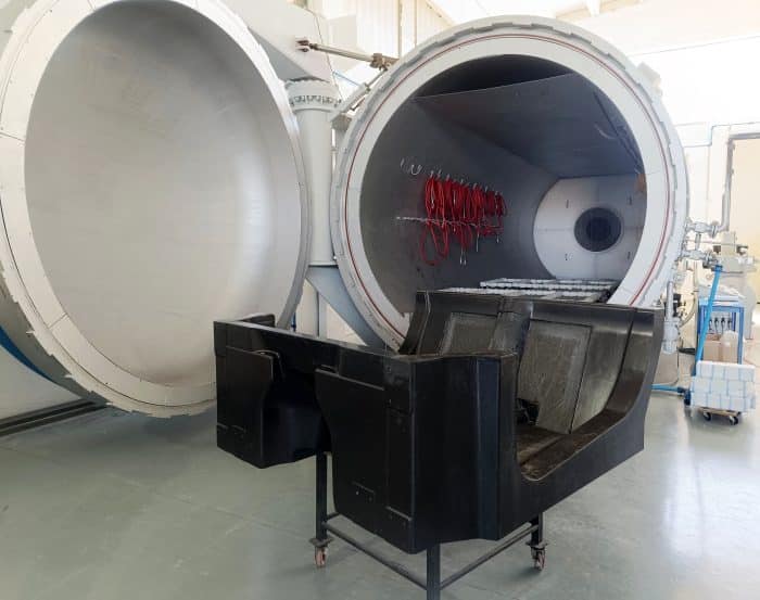 Automobili Mignatta Rina monoscocca in carbonio motore V8 cambio manuale Automobili Mignatta JM SM 4 700x553