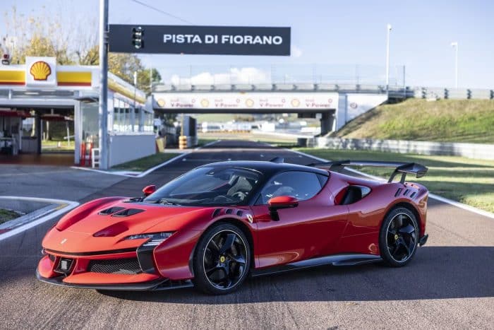 Ferrari accelera a Fiorano pista nuova e sviluppo 3 700x467