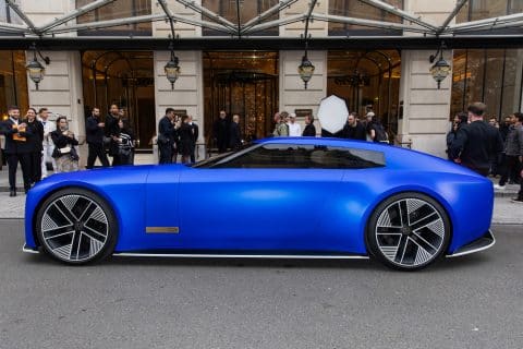 Jaguar Type 00, eleganza a sorpresa alla Fashion Week di Parigi 3