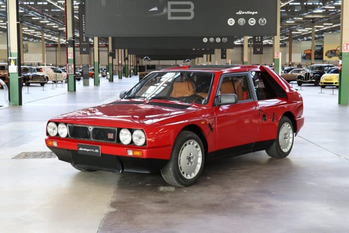 Lancia Delta S4 Stradale 700x467