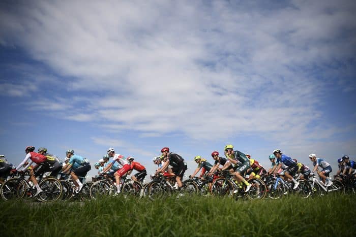 Milano Torino 2025 Continental e official tyre della classica piu antica del mondo Milano Torino 2024 PH LaPresse 1 700x467