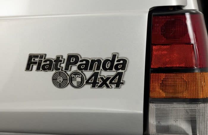 All'asta la Fiat Panda 4x4 appartenuta a Gianni Agnelli. Prezzo super 4 RM Sothebys Fiat Panda 4x4 Gianni Agnelli 9 700x453