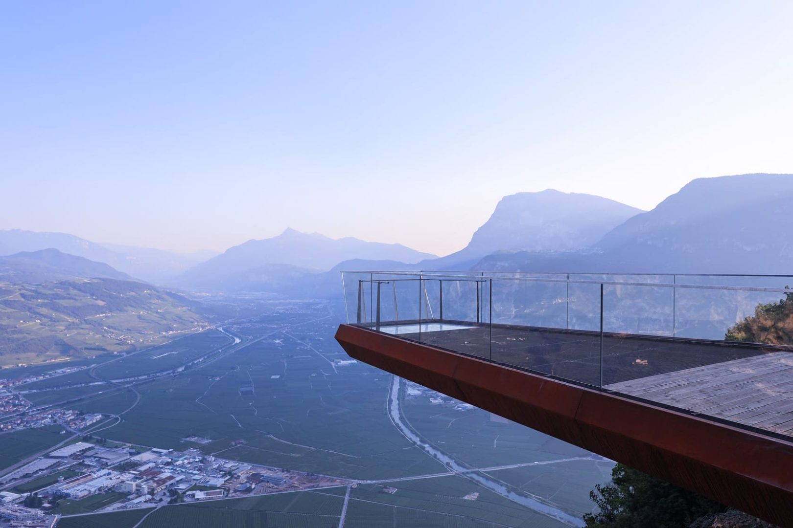 VISIT PAGANELLA 2. Skywalk Monte di Mezzocorona Estate 2023 ph. Worldmappers 3 1620x1080