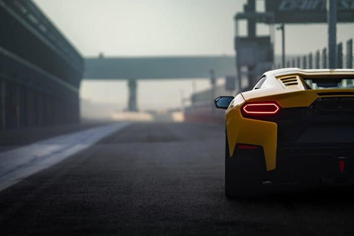 Formidabile Lamborghini Temerario 920 cavalli su strada e in pista 15 700x467