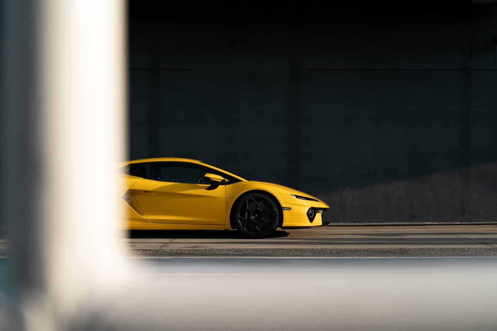 Formidabile Lamborghini Temerario 920 cavalli su strada e in pista 16 1620x1080