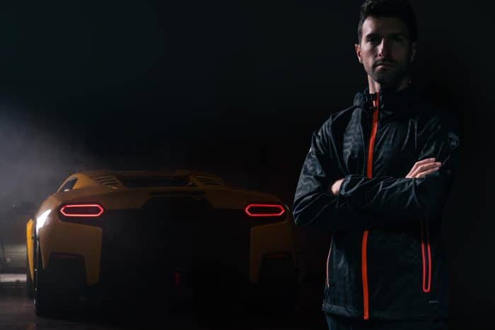 Formidabile Lamborghini Temerario 920 cavalli su strada e in pista 20 700x467