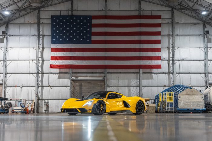 Hennessey Venom F5 2031 cavalli 9 700x467
