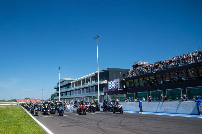 Kevin Schwantz ospite donore al Suzuki Motor Fest 2025 5 700x466