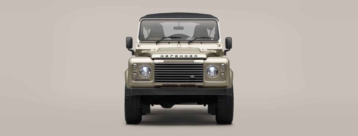 Land Rover Classic Defender V8 Soft Top 1 e1745843256519 700x266