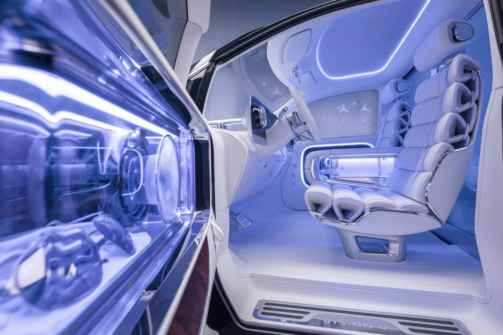 Mercedes Vision V 30 1620x1080