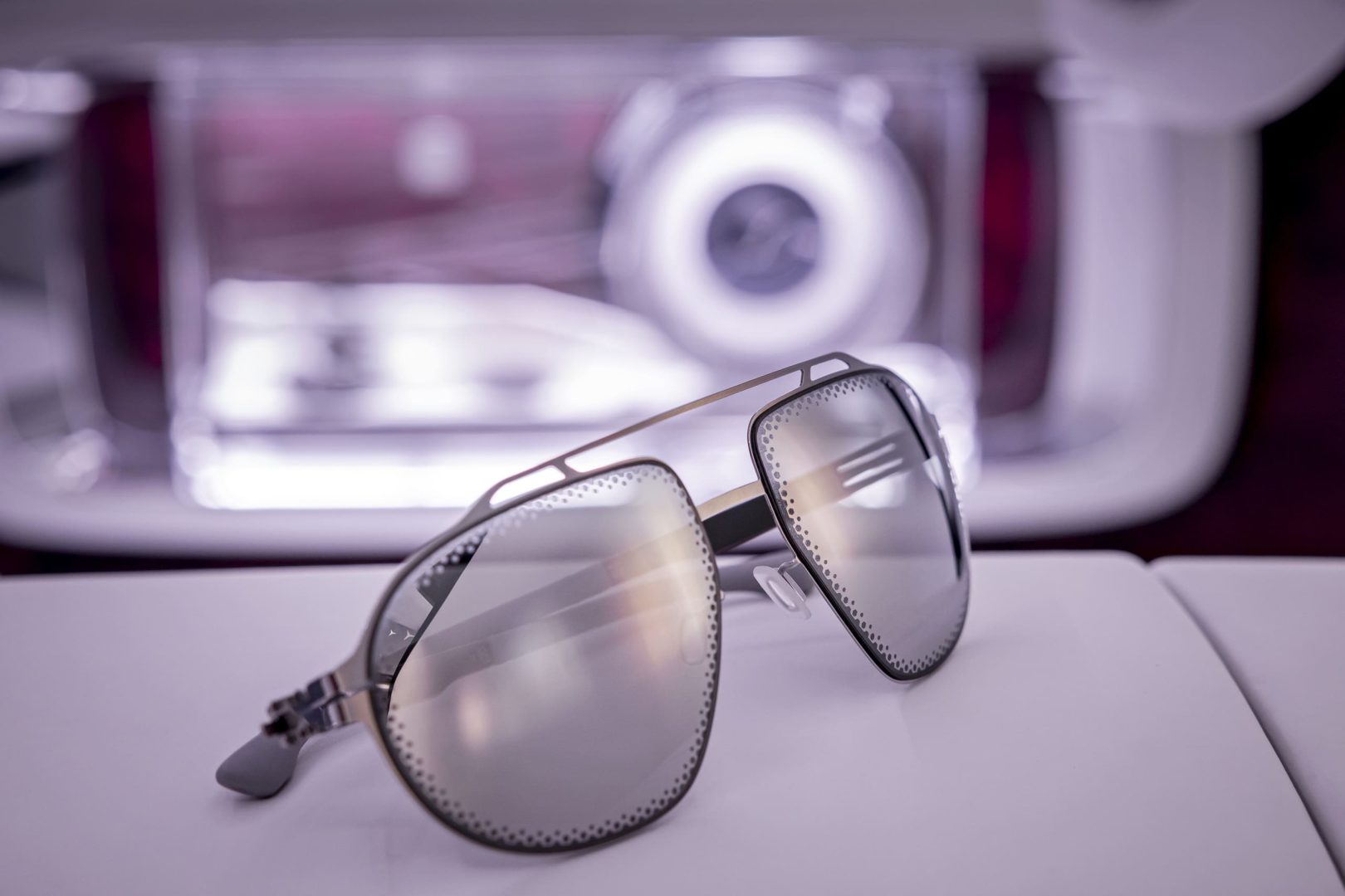 Mercedes Vision V 42 1620x1080