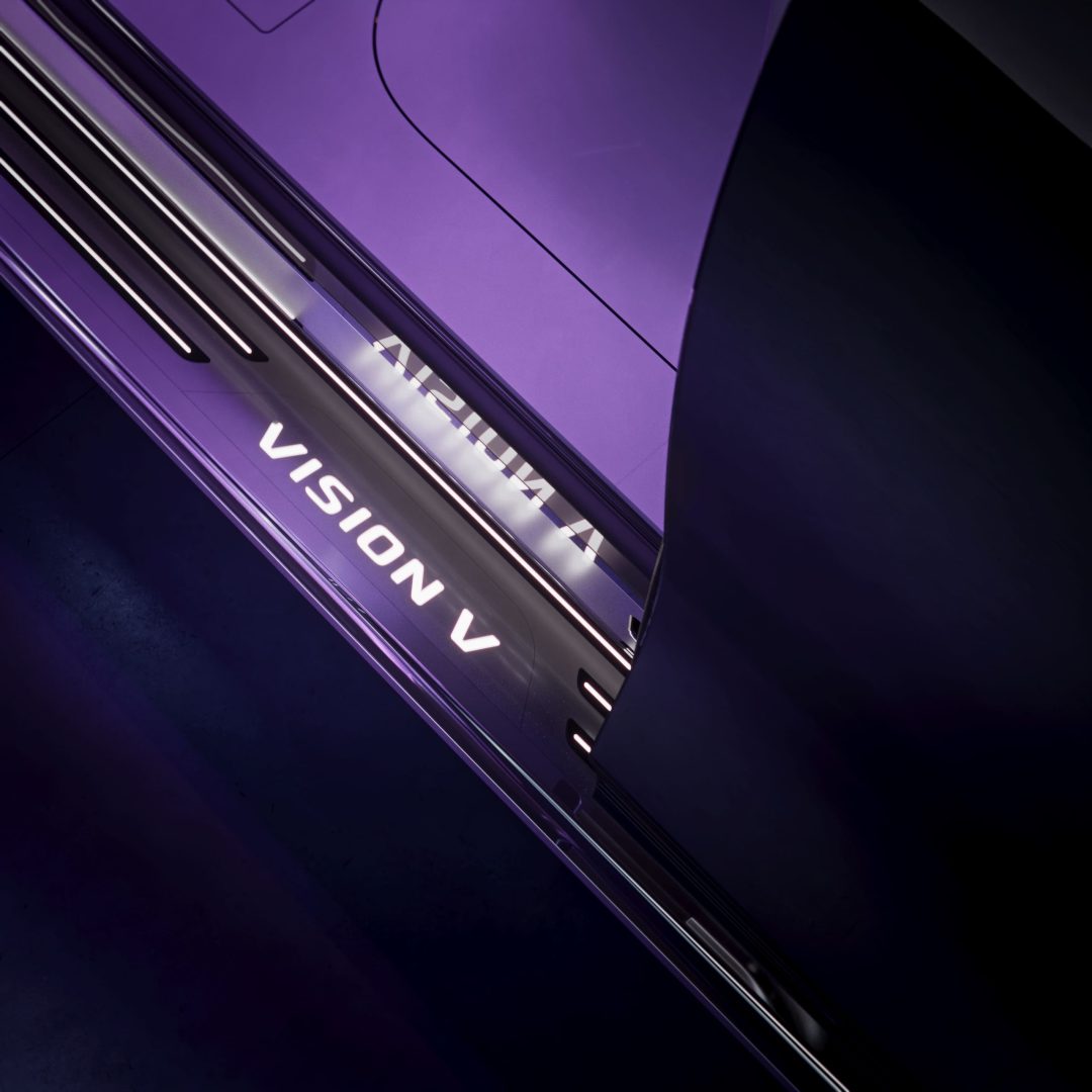 Mercedes Vision V 77 1080x1080