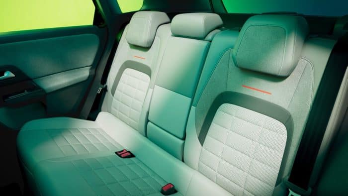 Nuovo Citroen C5 Aircross, più spazioso, ibrido ed elettrico 9 Nuovo Citroen C5 Aircross 2025 51 700x394