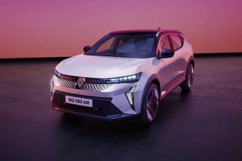 Renault Scenic E-Tech Electric la guida One Pedal 32