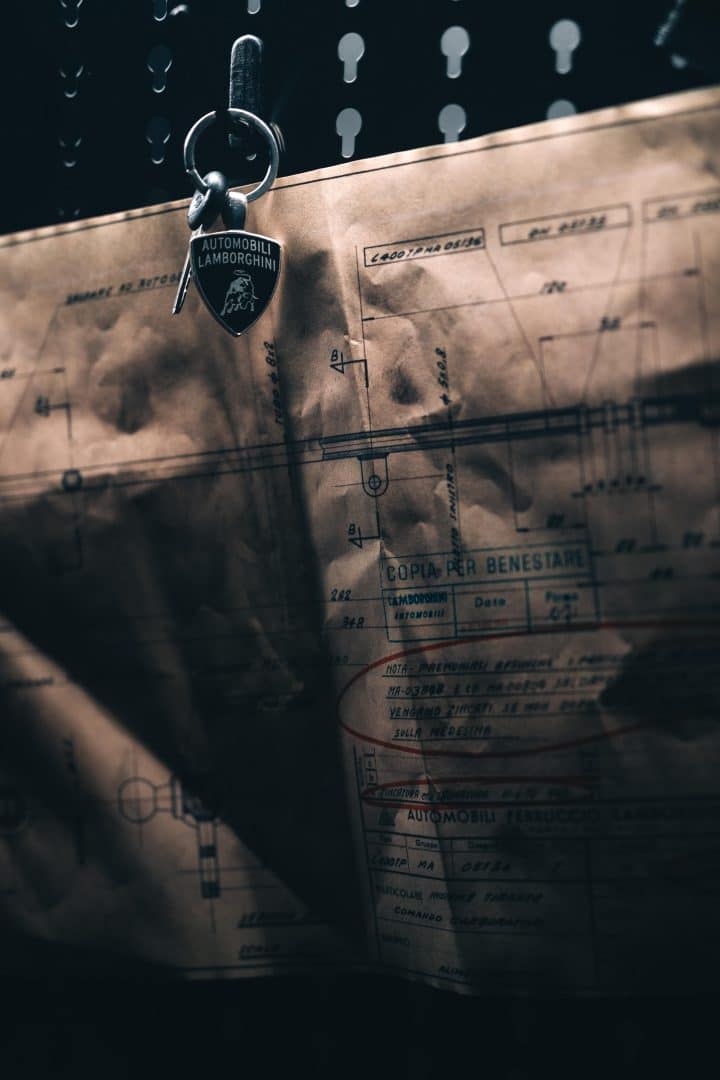 Archivio Storico Lamborghini 3 720x1080