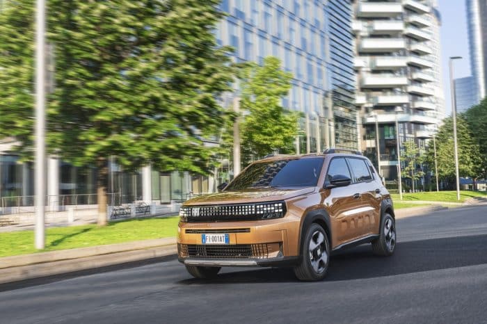 Fiat Grande Panda Hybrid prova 11 700x466