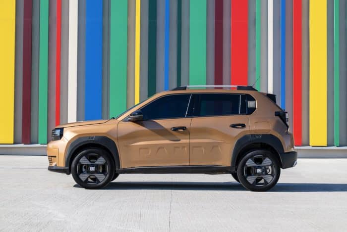 Fiat Grande Panda Hybrid prova 12 700x469