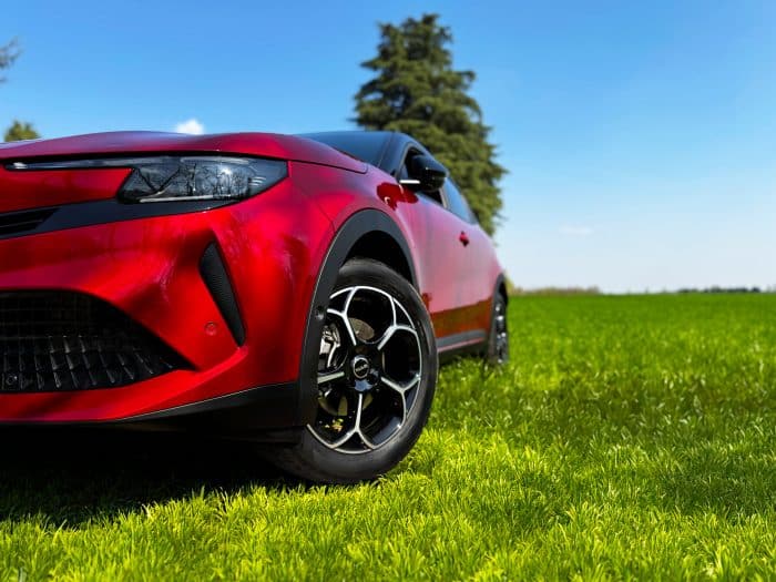 MAK Monza, il nuovo cerchio sportivo per Alfa Romeo e modelli Stellantis 5 MAK Monza, il nuovo cerchio sportivo Alfa Romeo Junior - 3