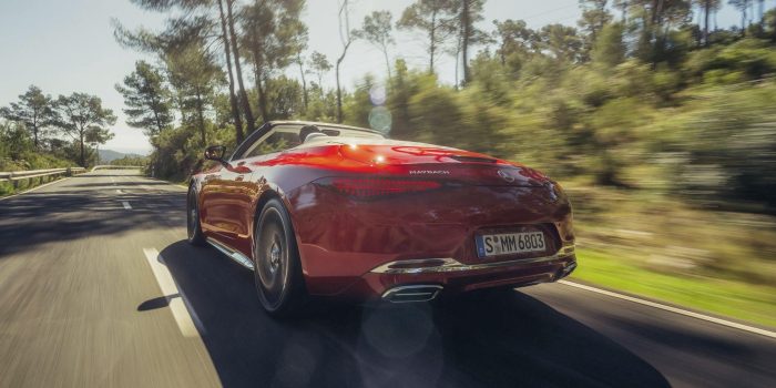 Mercedes Maybach SL Monogram Series, lusso potente a cielo aperto con 585 cavalli 3 Mercedes Maybach SL Monogram Series 5 scaled e1747632778965 700x350