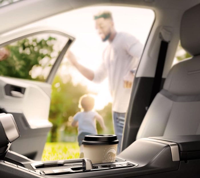 Nuovo Toyota RAV4 ultime foto prima della presentazione ufficiale 3 e1747645700628 700x623