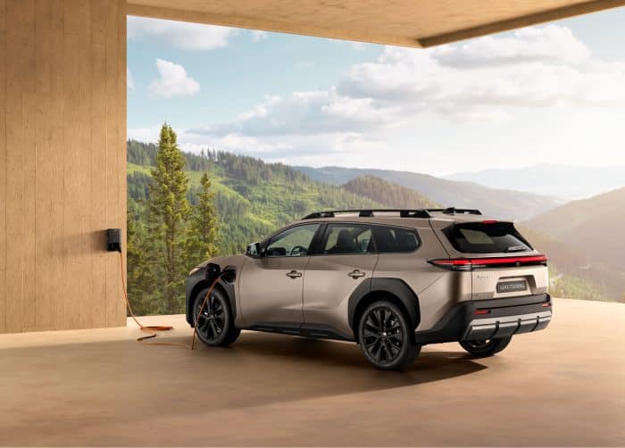 Toyota bZ4X Touring quando il Suv elettrico diventa wagon 4 700x502