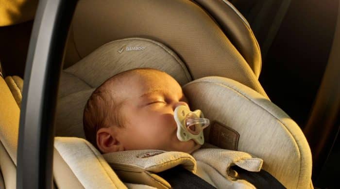 Bambini in auto sicurezza normativa e il crash test center di Chicco 700x390