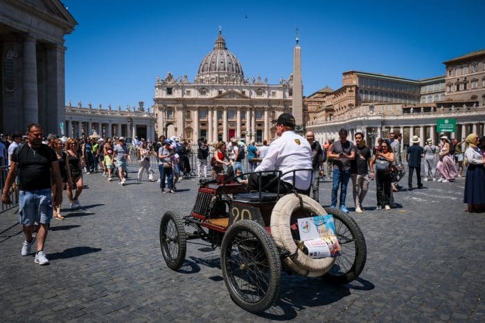 Roma celebra il Giubileo con le auto storiche dell’ASI