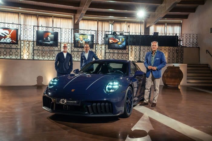 Pietro Innocenti Amministratore Delegato di Porsche Italia Alexander Fabig Vice President Individualization and Classic Porsche AG Leonardo Ferragamo Presidente di Salvatore Ferragamo 700x467