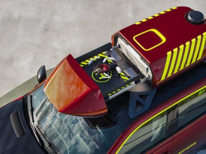 Renault Vision 4Rescue 15 700x525