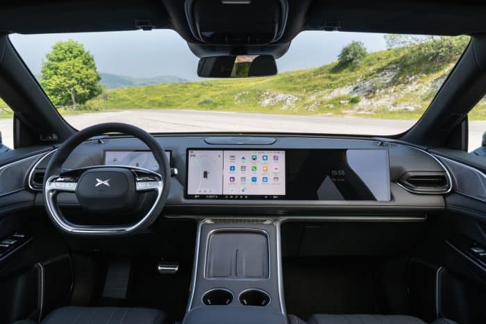 Xpeng G9, prova su strada del Suv elettrico cinese 4 Xpeng G9 prova su strada 28 700x467