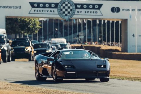 Eccentrica a Goodwood 2025, la formidabile V12 italiana conquista la scena