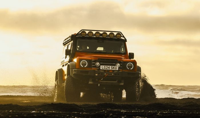 Ineos Grenadier Trialmaster X Letech, formidabile fuoristrada alto 45 cm da terra 8 INEOS Grenadier Trialmaster X LETECH Iceland 026