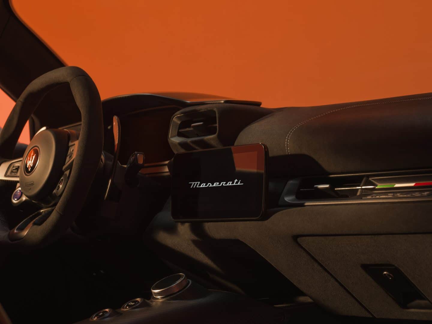 Maserati MCPURA 8 1440x1080