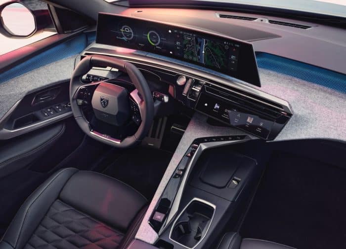 Peugeot e 3008 Dual Motor 3 700x505