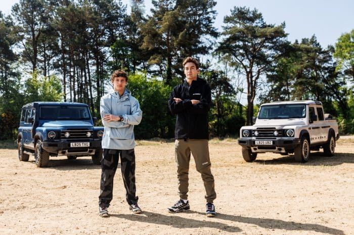 Russell e Antonelli sfidano il fango con INEOS Grenadier 1 700x466