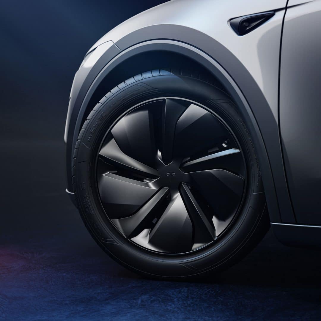 Tesla Model Y Juniper 42 1080x1080