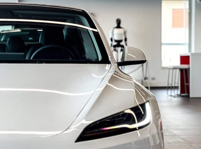 tesla romanord 3 700x518