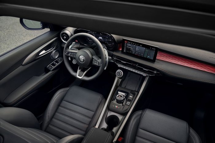 Alfa Romeo Tonale 4 700x466