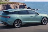 BYD Seal 6 DM i Touring station wagon ibrida da 1505 km che sfida la VW Passat 165x110