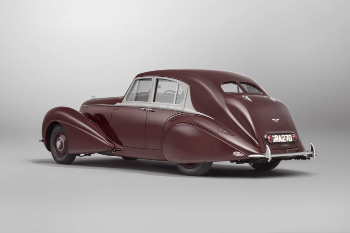 Bentley a Monterey con la EXP 15 un ponte tra innovazione e patrimonio 8 700x467