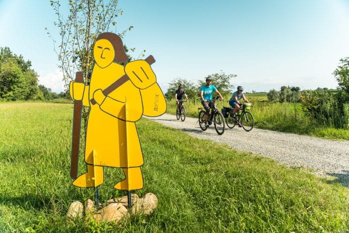 Bicistaffetta - credit AEV Associazione Europea Vie Francigene 4