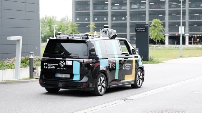 Bosch e Cariad, guida autonoma L2 e L3. Intelligenza artificiale in serie dal 2026 4 Bosch e Cariad guida autonoma L2 e L3. Intelligenza artificiale in serie dal 2026 3 700x394