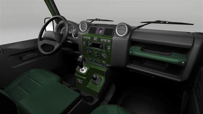 Classic Defender V8 Churchill Edition Lando Rover 4 700x394